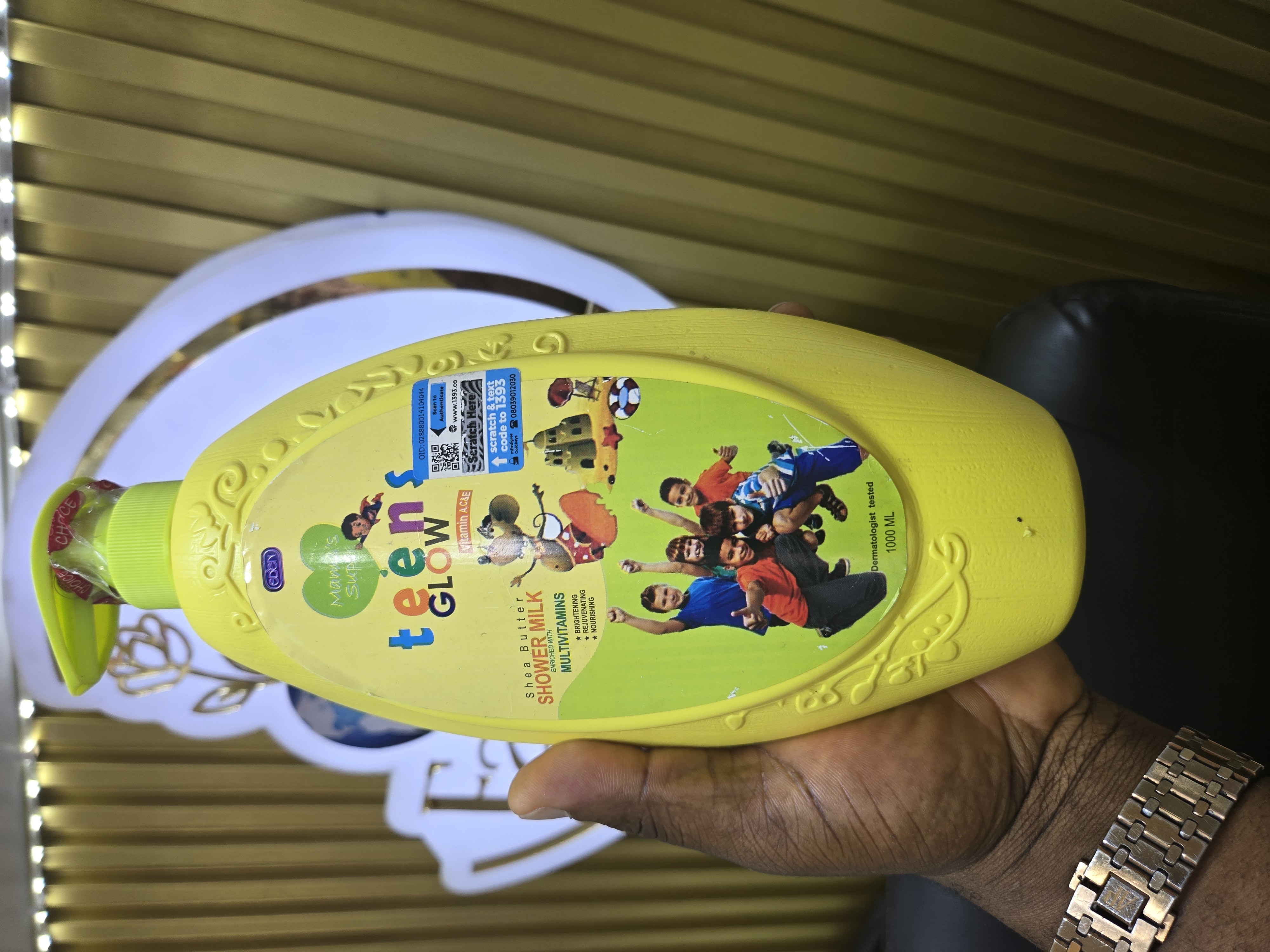 Teens glow shower milk